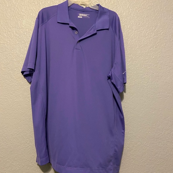Nike Golf Shirt.  Great condition. - Picture 2 of 2
